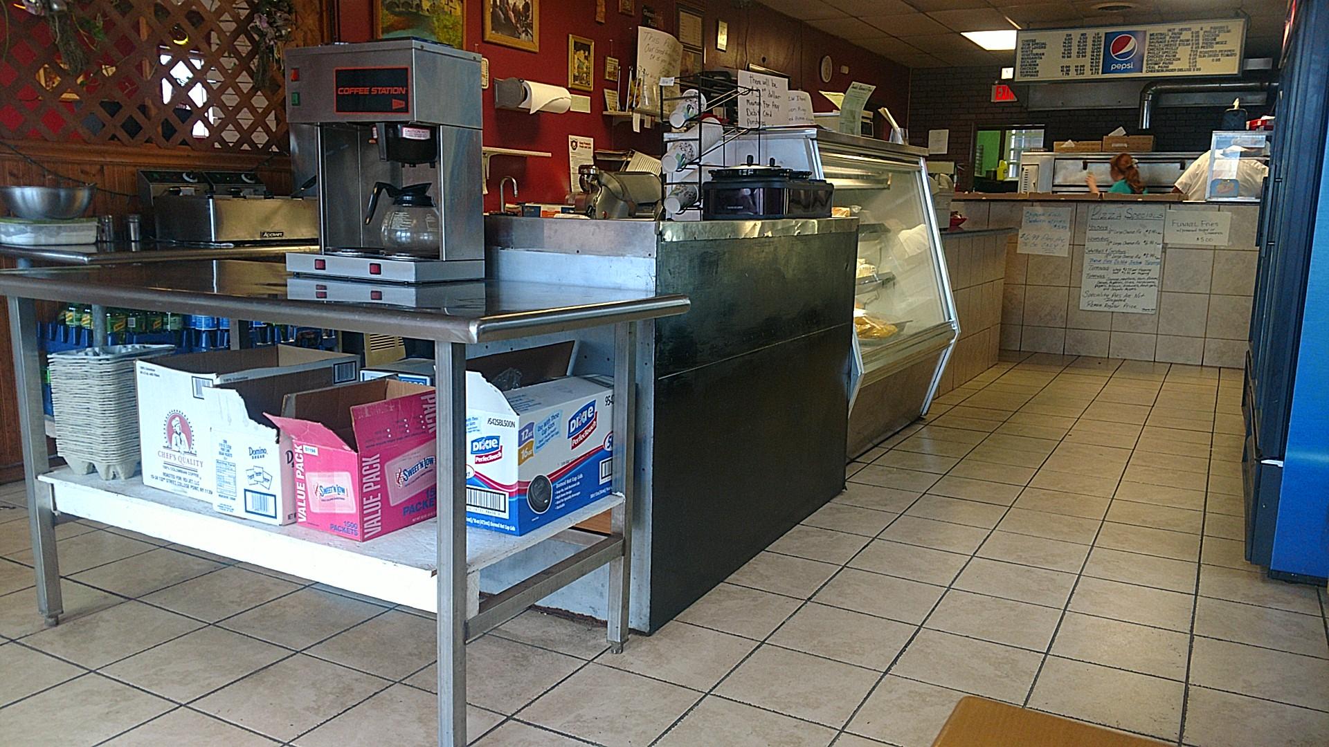 Dominick's Pizzeria